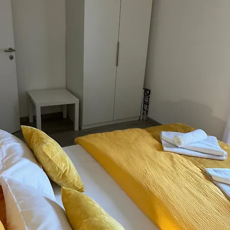 Residenza Giovanni דירה *